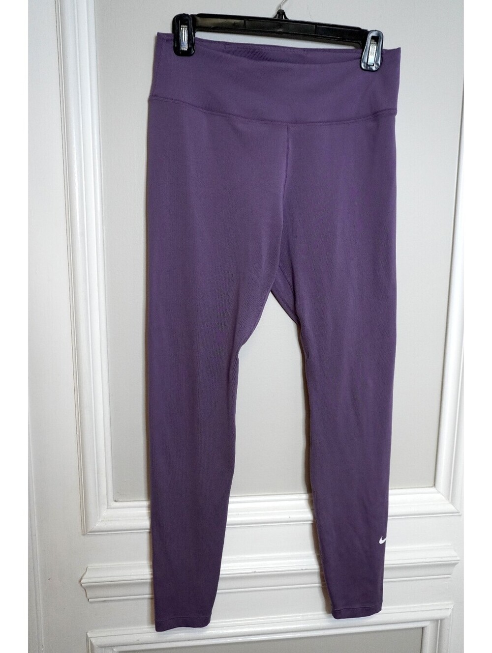 Nike Dri-FIT Purple Athletic Leggings Medium
